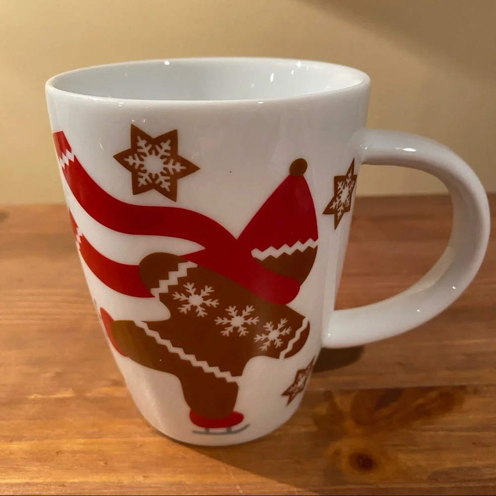 Crate & Barrel Christmas Mug Ice Skating Gingerbread Man NWOT